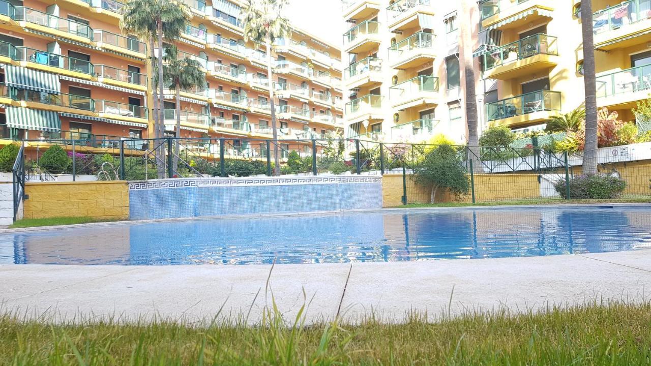 Impresionante Primera Linea De Playa, Bajondillo Beach Torremolinos Buitenkant foto